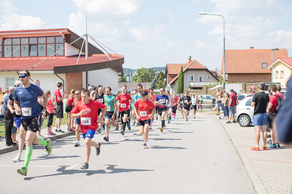 Dnes fm datování courting